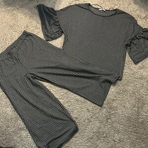 Zara Black and White Jumpsuit Soft Stretchy Fabric